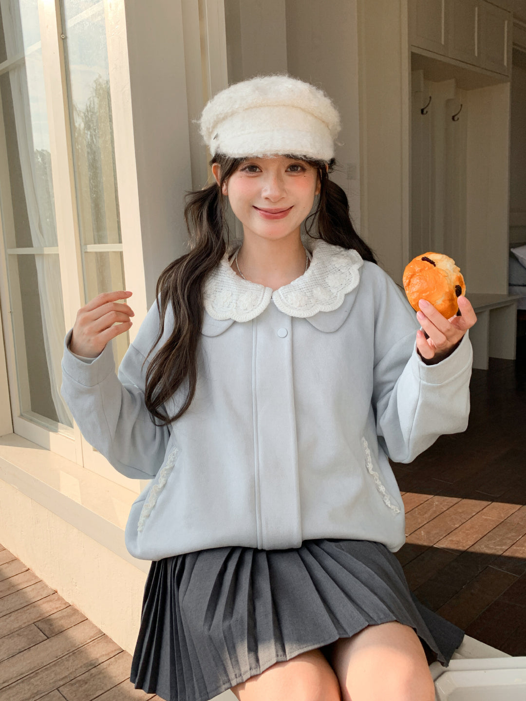 Powder Milk Lace Collar Jacket