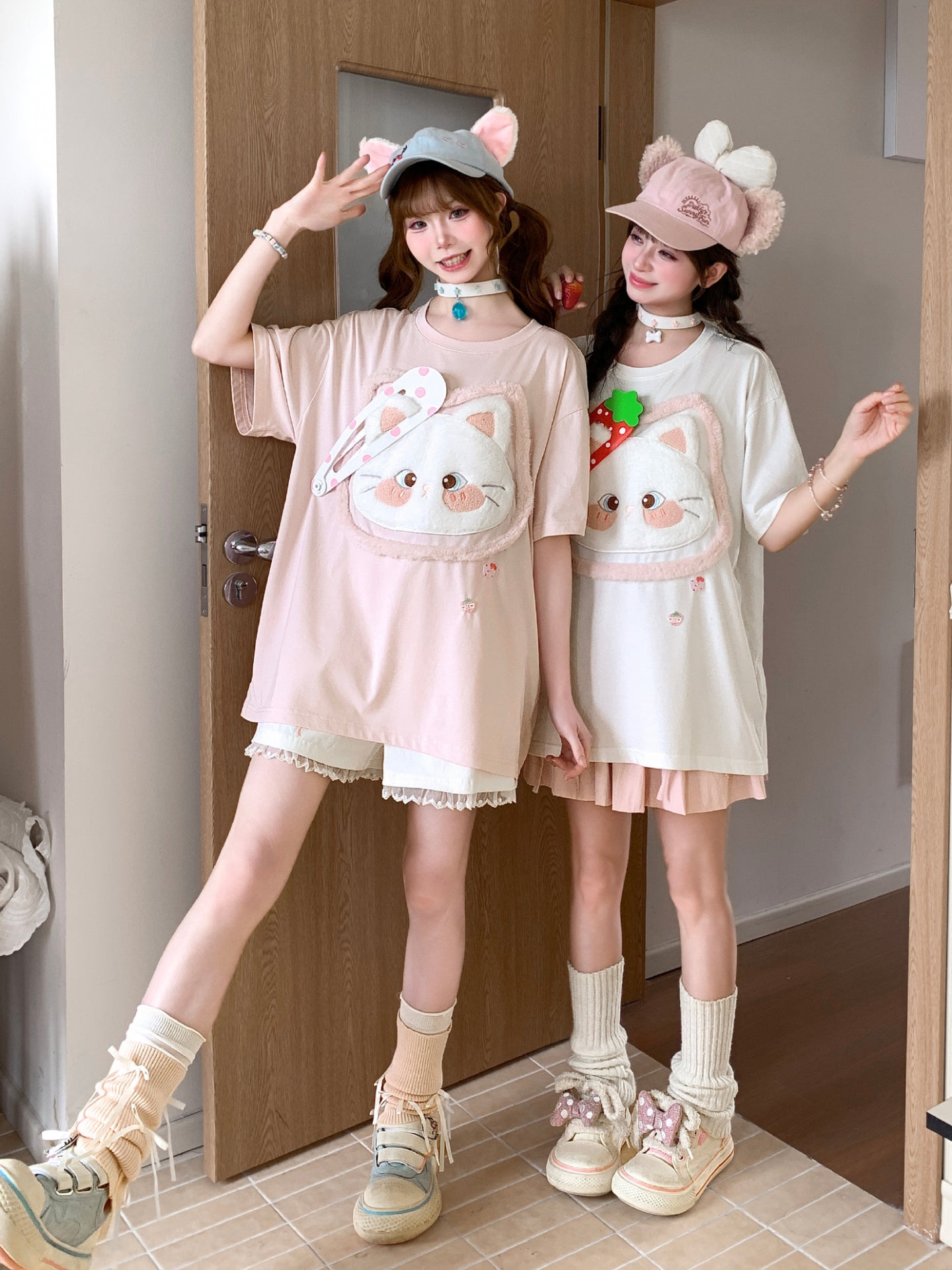 Cloud Kitten Hairpin Tees-Tops-ntbhshop