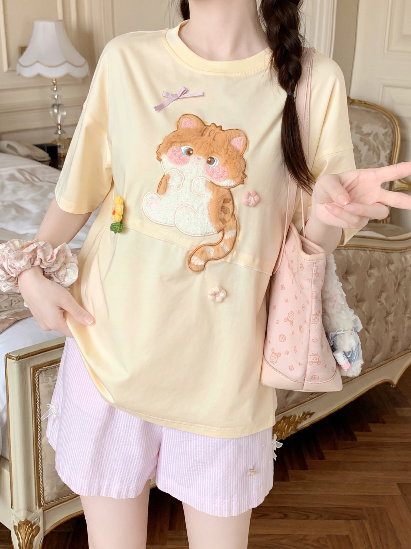 Butter Tabby Graphic Tee-Tops-ntbhshop
