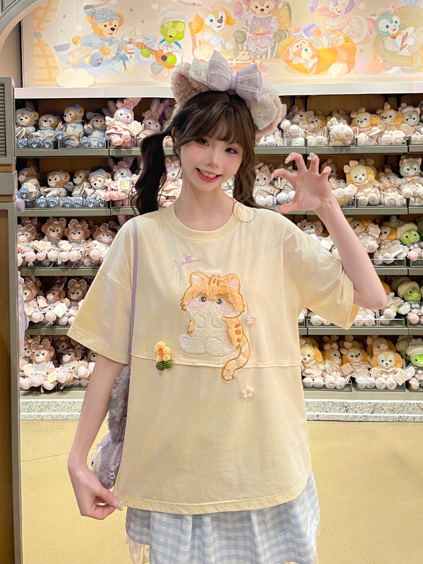 Butter Tabby Graphic Tee-Tops-ntbhshop