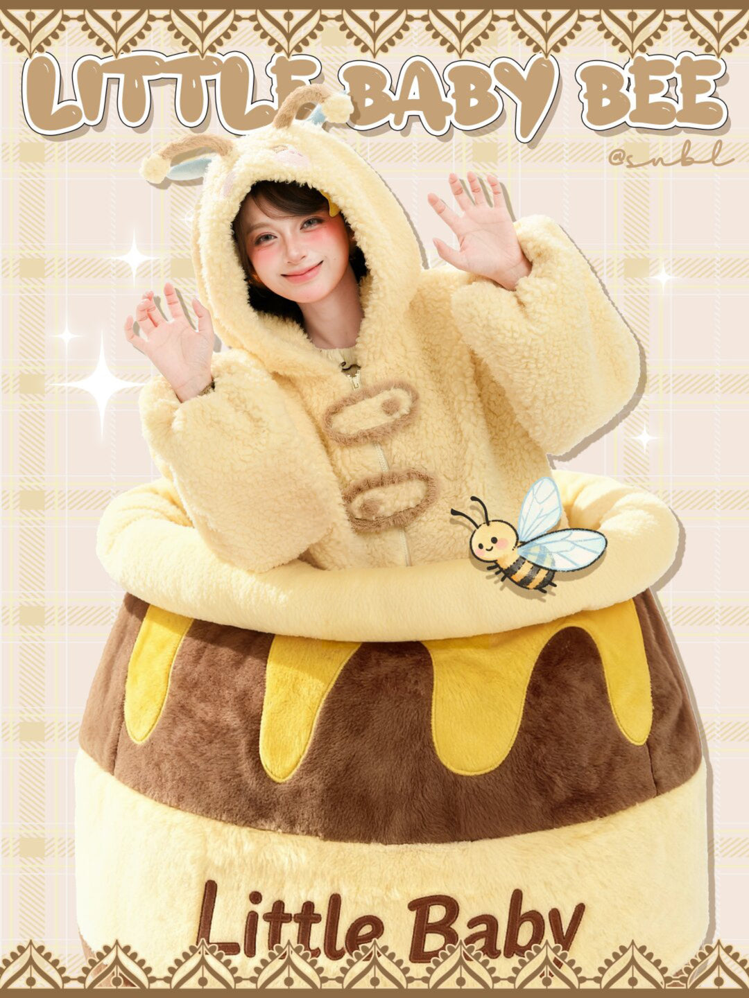 Bumble Bee Bloom Fleece Jacket