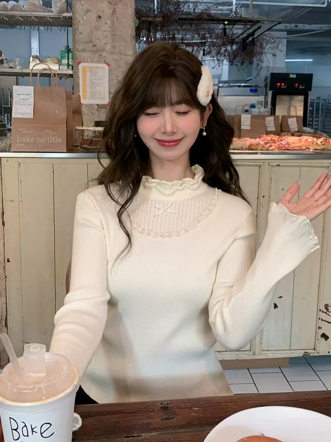 Milk Frost Ribbed Base Top