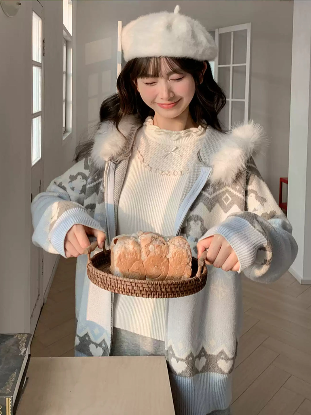 Milk Frost Ribbed Base Top