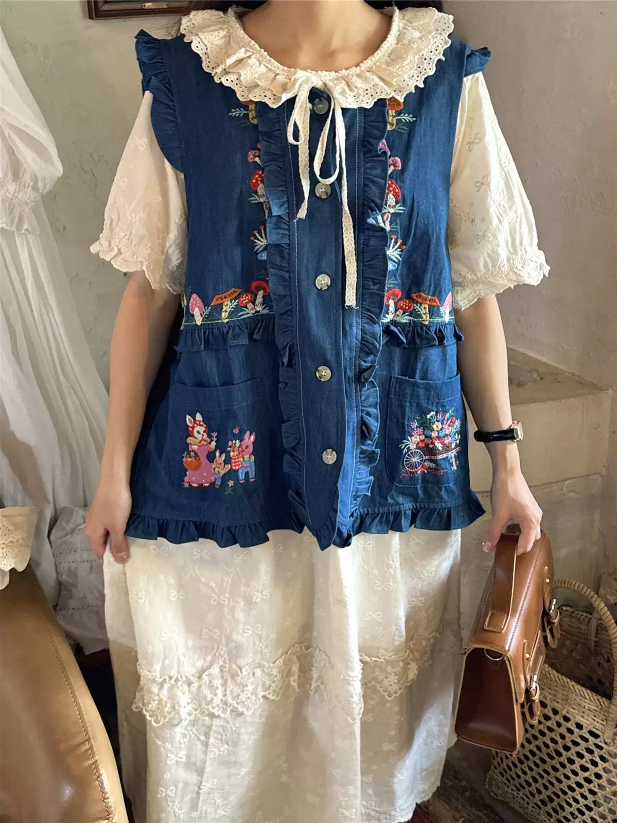 Mori Trail Embroidered Vest-Outerwear-ntbhshop