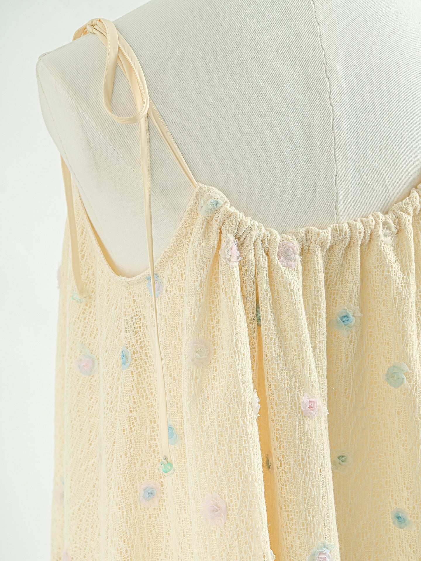 Cloud Bloom Ruffle Camisole-Tops-ntbhshop