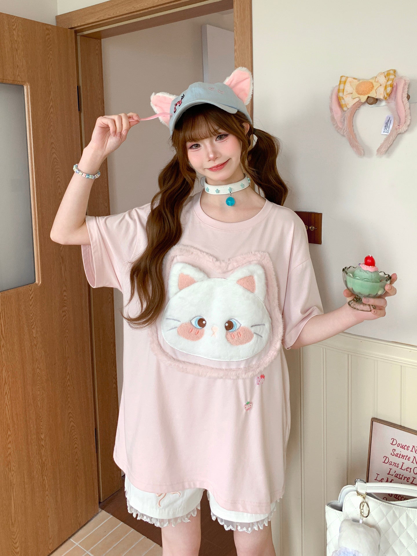 Cloud Kitten Hairpin Tees-Tops-ntbhshop