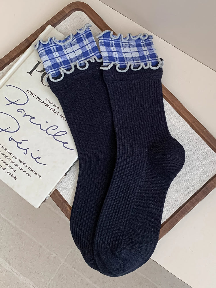 Curly Retro Plaid Crew Socks-ntbhshop