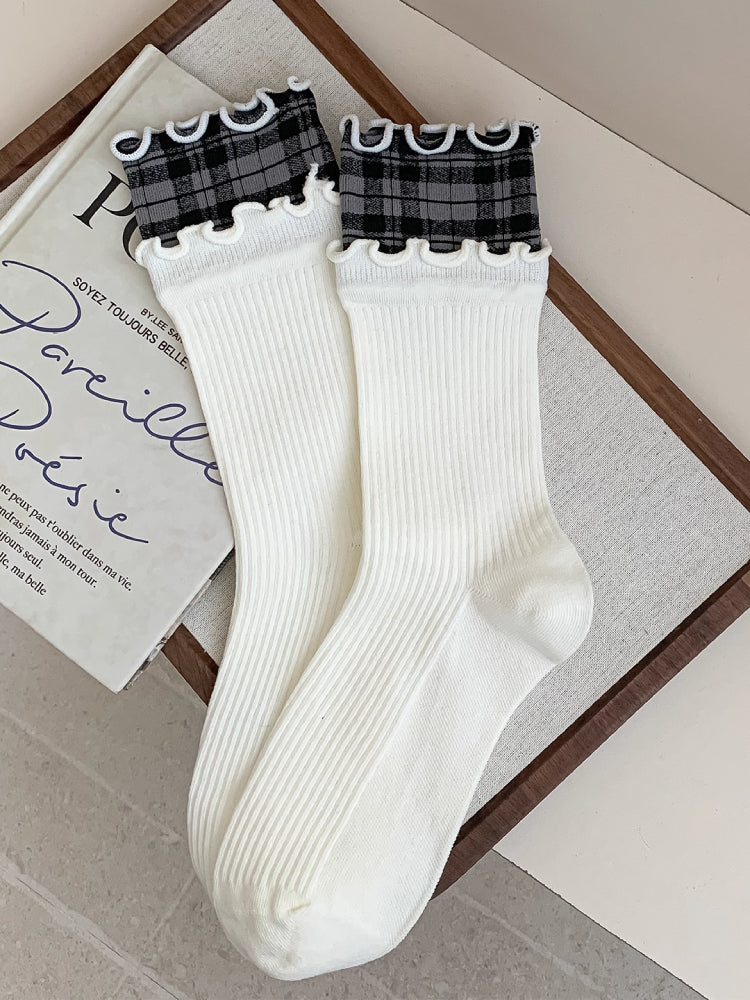 Curly Retro Plaid Crew Socks-ntbhshop