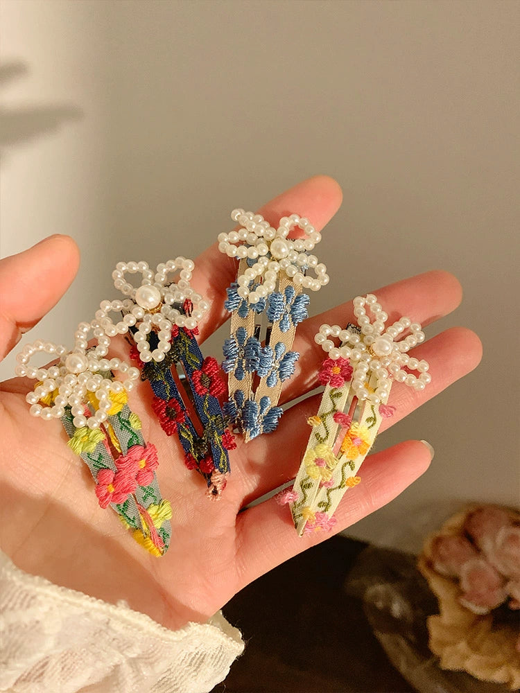 Dopamine Flower Beaded BB Hair Clips-ntbhshop