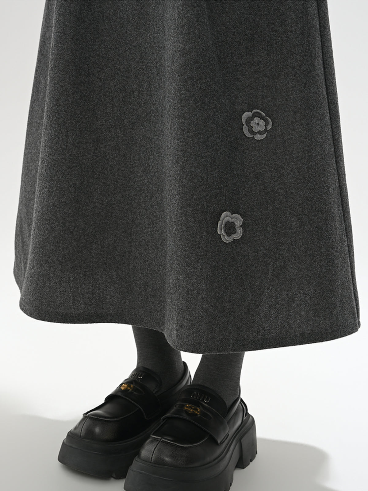 Ink Petal Wool Midi Skirt-ntbhshop