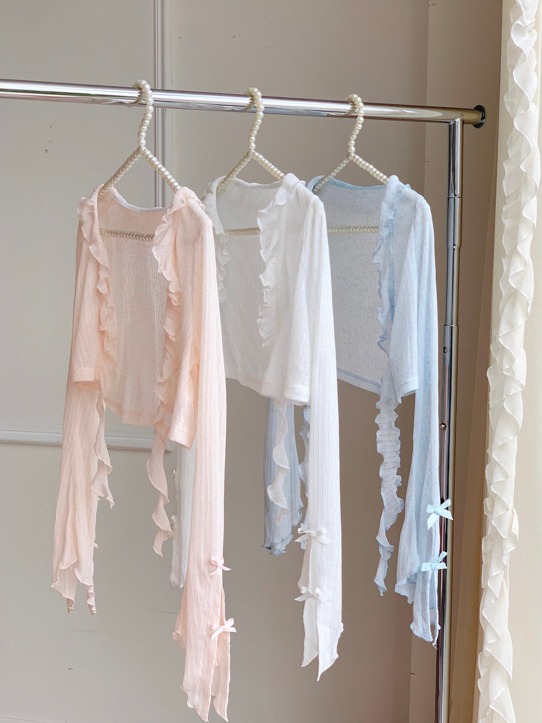 Cloud Kiss Crop Cardigans-Outerwear-ntbhshop