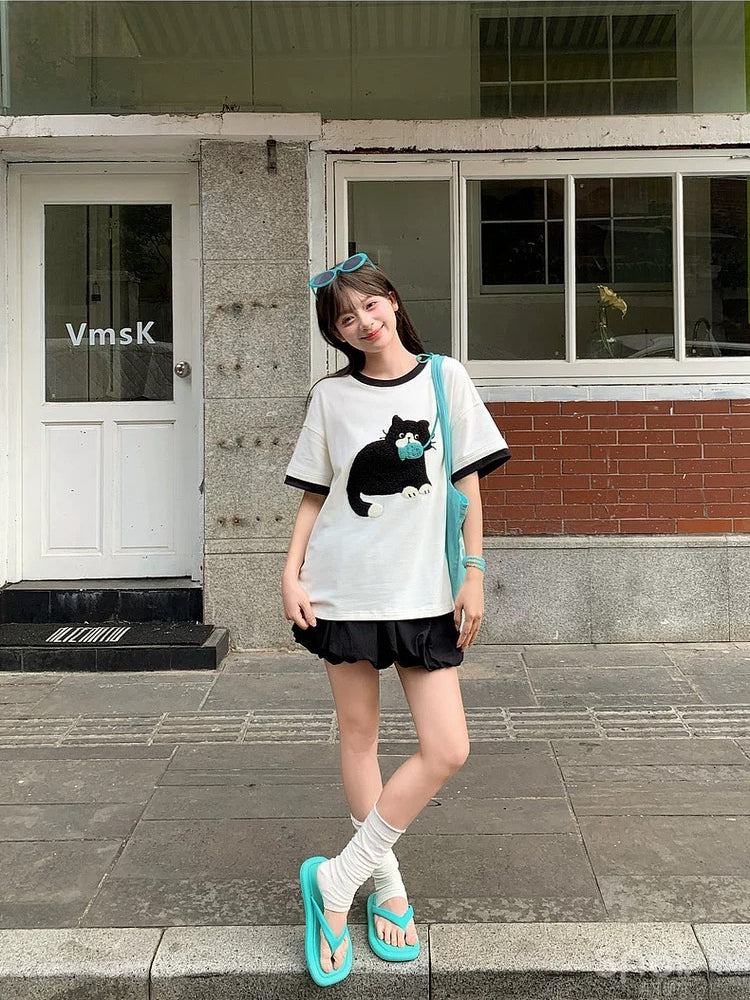 Milk Cat Ribbon Tee-Tops-ntbhshop
