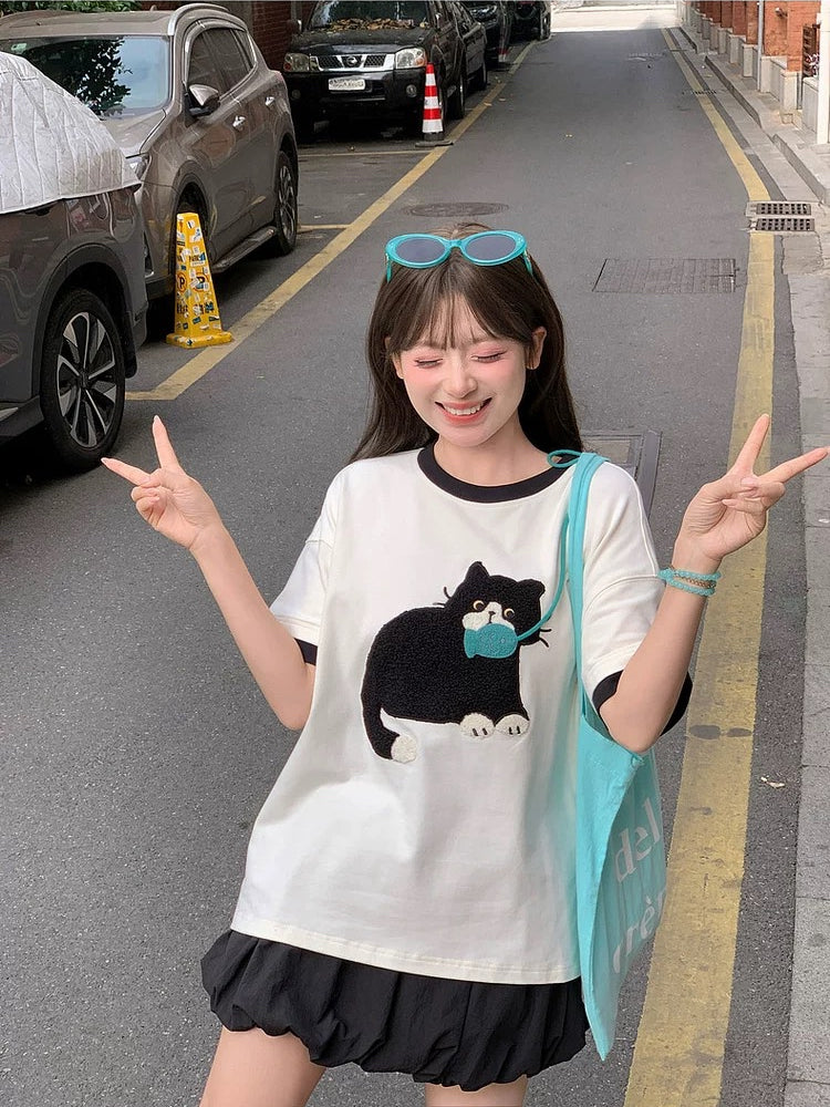 Milk Cat Ribbon Tee-Tops-ntbhshop