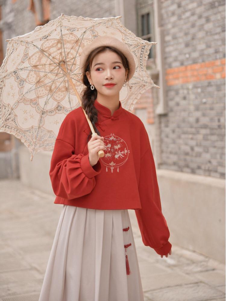 Manjusaka Crop Sweatshirt & Midi Skirt-ntbhshop