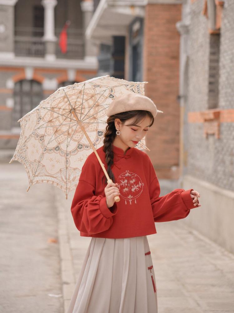 Manjusaka Crop Sweatshirt & Midi Skirt-ntbhshop