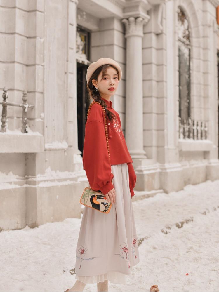 Manjusaka Crop Sweatshirt & Midi Skirt-ntbhshop