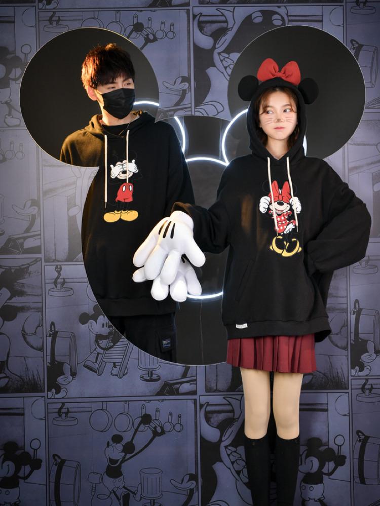 Mickey And Minnie Hoodies-ntbhshop